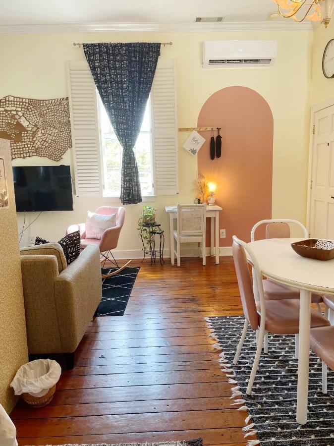 Charming 1885 Parlor Loft Downtown Savannah Stay Kültér fotó